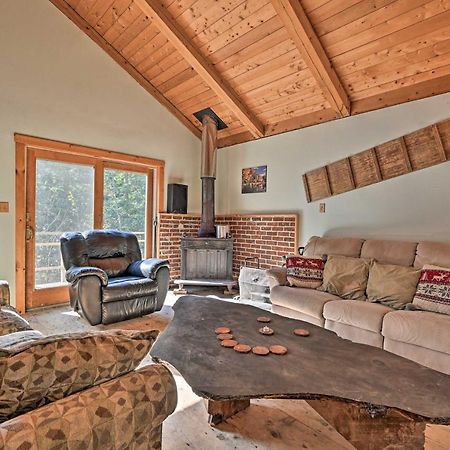 Remote Cabin With Fire Pit 3 Miles To Stowe Mtn! 外观 照片